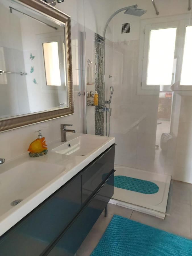Chambres Bellevue Carqueiranne Exteriör bild